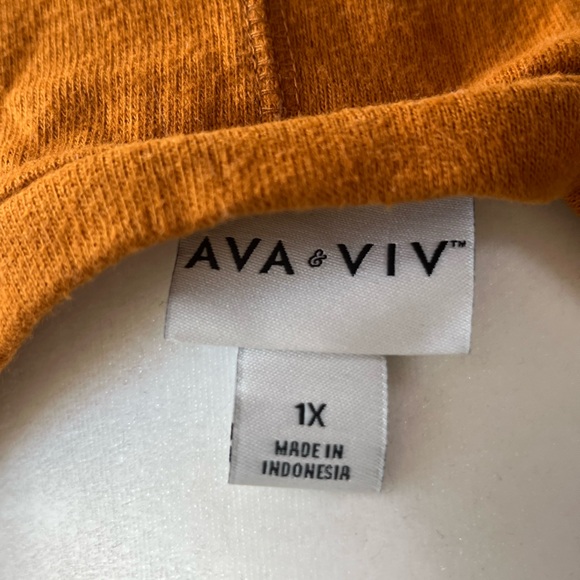 AVA & VIV LONG SLEEVE TOP - Picture 3 of 4